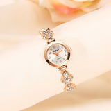 Reloj de pulsera de flores para mujer.